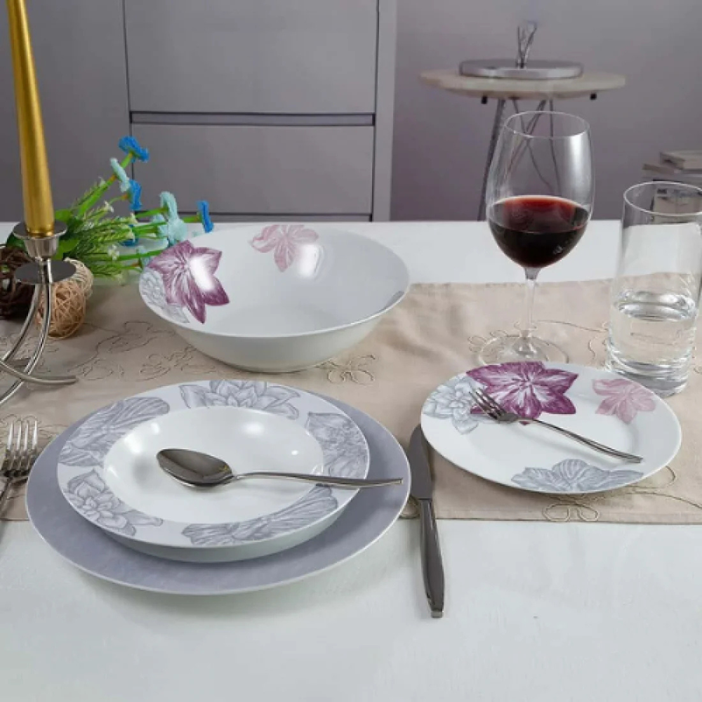 Цветен ежедневен сервиз за хранене